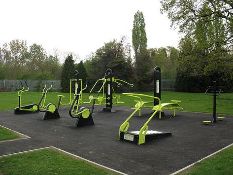 Outdoor Gym Equipment, Adult Playground, Wooden Playground, Outdoor Fitness Equipment, Outdoor Park, Gym Room, Playground Design, Exercise Motivation, Outdoor Gym