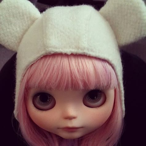 All sizes | Toffee is now a pink hair dolly | Flickr - Photo Sharing! Pink Hair Pfp, Hair Pfp, Pullip Dolls, Cute Doll, Cute Little Things, Doll Parts, Cover Pics, Pretty Dolls, Doll Stuff