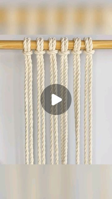 Macrame Weaving Patterns, Diy Macrame Plant Hanger Pattern, Art Macramé, Paracord Bracelet Tutorial, Macrame Wall Hanging Tutorial, Macrame Tutorials, Macrame Plant Hanger Patterns, Makramee Diy, Diy Macrame Plant Hanger