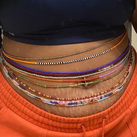 Waist Beads Outfit, Diy Waist Beads, Beaded Waist Chain, Masai Jewelry, The Beauty Of A Woman, Waist Beads African, Smart Casual Women Outfits, Smart Casual Women, Waist Jewelry