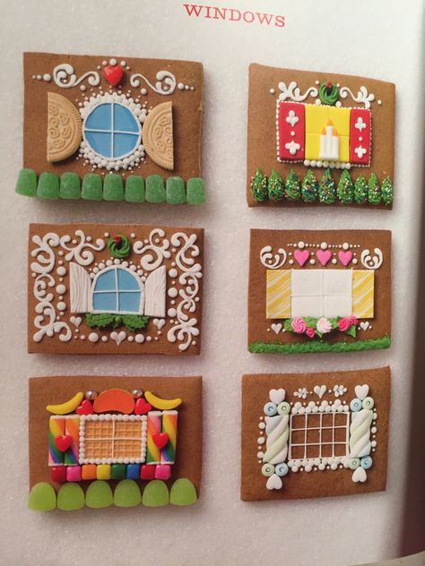 Graham Cracker Gingerbread, Graham Cracker Gingerbread House, Homemade Gingerbread House, Gingerbread House Candy, Cool Gingerbread Houses, Gingerbread House Recipe, Gingerbread House Template, Ginger House, Wilton Candy Melts