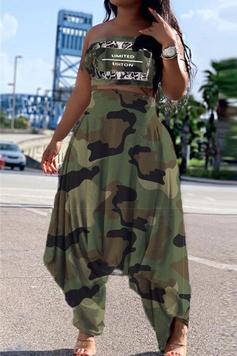 97d0145823aeb8ed80617be62e08bdccdesc45762242ri Camouflage Fashion, Mode Kimono, Afrikaanse Mode, Camo Fashion, Two Piece Pants Set, Camouflage Print, Jumpsuit Fashion, Camo Print, Printed Pants