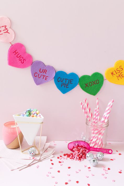 Conversation Hearts Candy, Valentine's Day Decorations, Heart Banner, Conversation Heart, Conversation Hearts, Diy Banner, My Funny Valentine, Shape Crafts, Converse With Heart