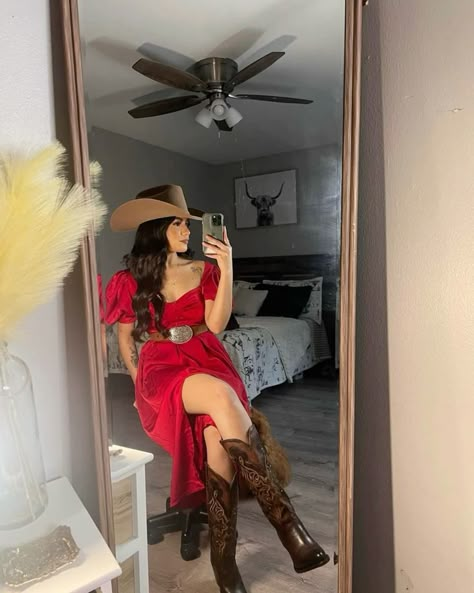 Rodeo Outfits Mexican, Western Outfits Women For Party, Rancho Wedding Outfit Guest, Outfit Inspo For Mexico, Blazer With Cowgirl Boots, Rancho Outfit Mexican Women, Cute Western Theme Outfits, Vaquera Outfit Plus Size, Coquette Western Outfits