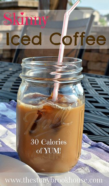 30 Calorie Skinny Iced Coffee #energy Healthy Iced Coffee, Coffee Protein Shake, Iced Coffee Recipes, Ninja Coffee, Iced Coffee Drinks, Coffee Hacks, Coffee Today, Healthy Coffee, Ice Coffee Recipe