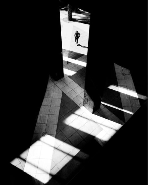 Serge Najjar, Light And Shadow Photography, Shadow Photography, Dark Photography, Monochrome Photography, Black N White, Architecture Drawing, Light And Shadow, White Photography