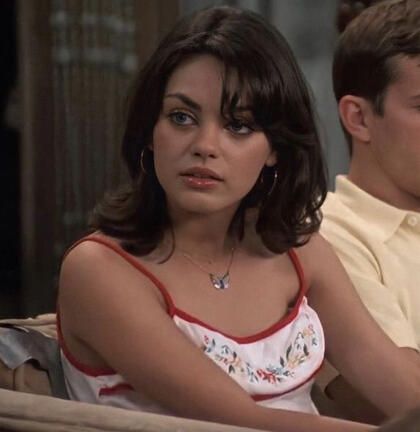 Jackie Burkhart, 70s Show, Fashion Moments, Mila Kunis, Short Hair, Hobbies, Hair