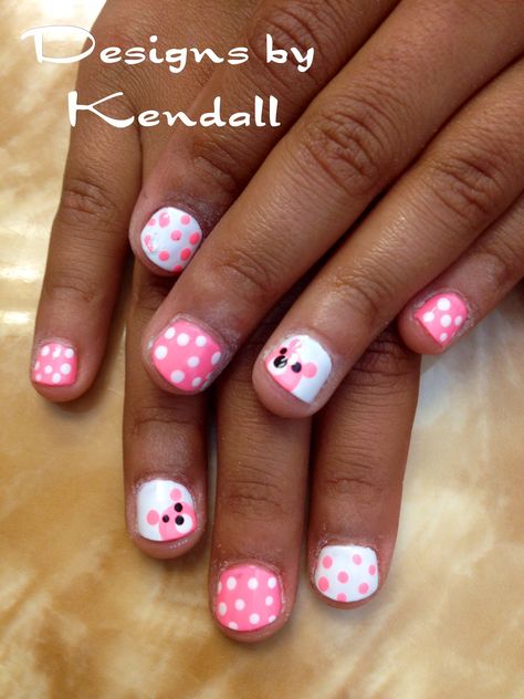 Kid nail designs. Baby bears nail art. Toddler Nails, Kids Nail Art Designs, Kids Nails, Kids Nail Designs, Girls Nail Designs, Nail Art For Kids, Bears Nails, Girl Nails, Baby Nails