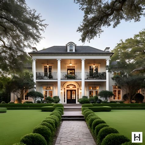 Willie Robertson's House in Louisiana Southern Manor Home, Southern Traditional Exterior, Southern Mansion Exterior, Savannah Homes Exterior, Front Porch Victorian Home, Charleston Style Homes Exterior, Big Southern Homes, Luxury Southern Homes, Louisiana House Exterior