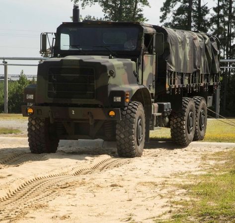 Us Army Trucks, Air Force Pararescue, Oshkosh Truck, Spy Camp, Us Army Vehicles, Tactical Vehicle, Land Mark, Dragon Wagon, Us Army Rangers