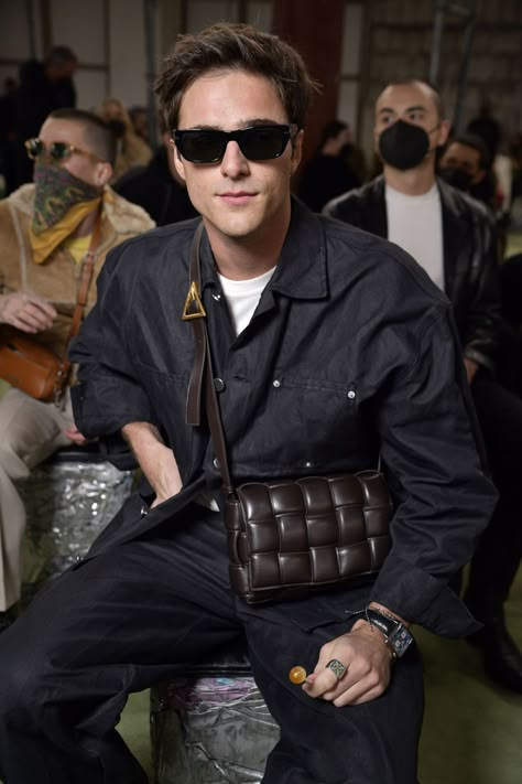 Bottega Bag Outfit, Bottega Veneta Padded Cassette Bag, Man Fits, Padded Cassette Bag, Bottega Bag, Bottega Veneta Cassette, Bottega Veneta Bag, Jacob Elordi, Men Bag