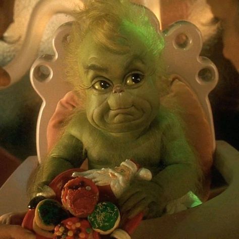 Movie Dreams on Instagram: “Baby Grinch in How the Grinch Stole Christmas (2000) Directed by Ron Howard . . . . . . . . . . . #movie #moviedreams #jimcarrey…” Baby Grinch Wallpaper, Grinch Wallpaper, Baby Grinch, The Grinch, Christmas Wallpaper, Grinch, Stuffed Animal, Green, Christmas