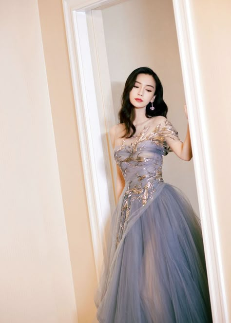 Fancy Outfits Dresses Long, Prom Dress Chinese, Ethereal Prom Dress, Asian Prom Dress, Celestial Gown, Celestial Party, Chinese Prom Dress, Senior Recital, Dress References