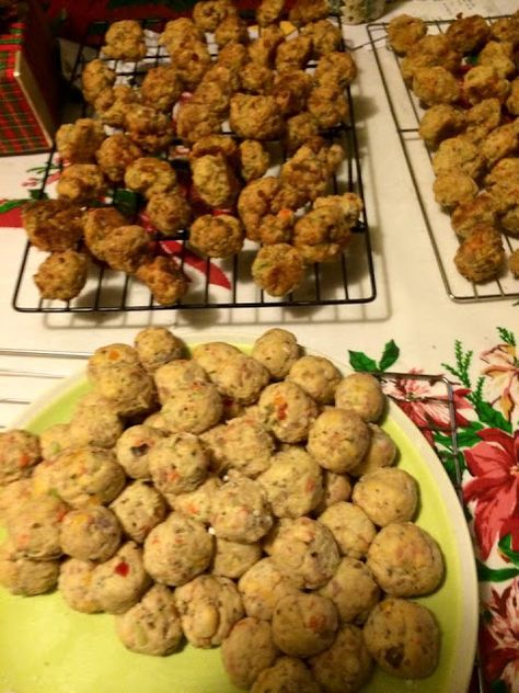 Blue And Gold Sausage Recipes, Blue And Gold Sausage, Sausage Ball Recipe, Sausage Ball, Sausage Balls Recipe, Jimmy Dean Sausage, Sausage Balls, Family Cookbook, Baking Mix