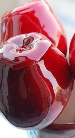 Red Candy Apples, Candied Apples, An Apple A Day, Apple A Day, Apple A, Red Candy, Candy Apple, Candy Apples, Caramel Apples