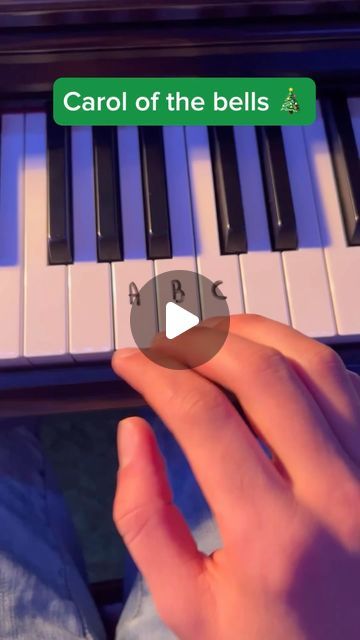 Keys Tutorials on Instagram: "Part 2 (Carol Of The Bells 🔔) Easy Tutorial #piano #christmas #christmasmusic #tutorial #lesson #pianotutorial #tipsandtricks #tips #christmastime #pianolessons" Super Easy Piano Songs Letters, Piano Carol Of The Bells, Easy Christmas Piano Songs, Carol Of The Bells Piano Easy Letters, Carol Of The Bells Piano Easy, How To Play Piano, Piano Songs Easy, Piano Tutorials Easy, Carol Of The Bells Piano