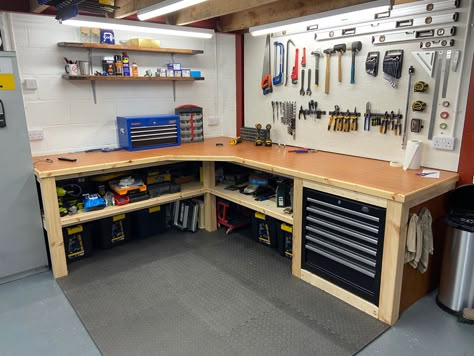 Mudroom Garage, Workshop Bench, Diy Garage Storage Cabinets, Garage Mudroom, Workshop Diy, Diy Garage Storage, Garage Storage Cabinets, Door Makeover, Diy Garage