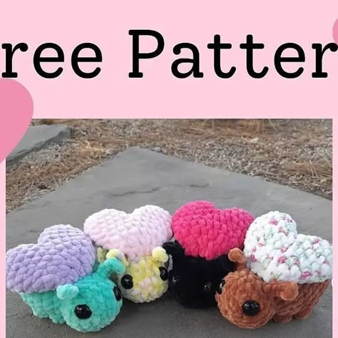 Lovebug Crochet Pattern, Crochet Patterns Etsy, Love Bug Crochet Pattern, Crochet Love Bug, Bug Crochet, Bug Pattern, Crochet Valentine Patterns, Knitted Stuffed Animals, Crochet Stuffies