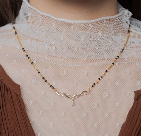 Mangalsutra Designs Gold 10 Gm, Double Layer Mangalsutra Designs, Latest Small Mangalsutra Designs Gold, Fancy Mangalsutra Designs Gold, Small Mangalsutra Designs Gold, Heavy Mangalsutra Designs Gold, Trending Mangalsutra Designs, Small Mangalsutra, Short Mangalsutra Designs