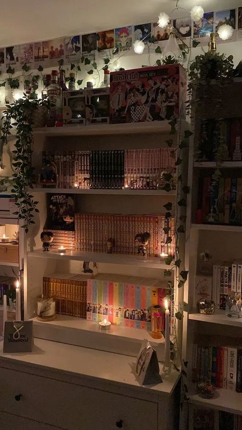 20 Teenage Girl Bedroom Decorating Ideas - HubPages Aesthetic Vibe Room, Aesthetic Study Desk Ideas, Lovecore Room, Small Teen Room, Book Lovers Bedroom, Aesthetic Study Desk, Teenager Room Ideas, Cute Room Decor Ideas