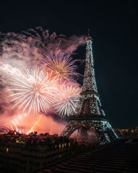 Under the stars at @pullmantoureiffel / @10emeciel, our dancers celebrated Bastille Day with unmatched elegance and flair. 🇫🇷✨ Swipe to see the magic unfold on this unforgettable night! 🎆💃 #BastilleDay #ParisNights #FrenchElegance #EiffelTowerBackdrop #LivePerformance #CelebrateFrance #14Juillet #DanceMagic #UnforgettableNight #PullmanTourEiffel #10emeCiel #EventHighlights Bastille Day, Bastille, Under The Stars, Eiffel Tower, The Magic, Paris, France, Stars, Celebrities