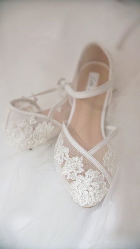 Khussa Designs, Steamboat Wedding, Bohemian Style Gown, Transparent Flowers, White Wedding Shoes, Wedding Shoes Flats, Wedding Flats, Wedding Shoes Heels, Wedding Boho