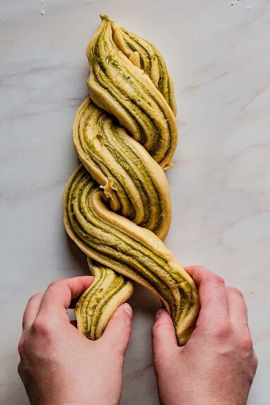 Pistachio Babka, Babka Recipes, Pistachio Filling, Pistachio Bread, Babka Bread, Pistachio Paste, Babka Recipe, Pistachio Recipes, Pistachio Butter