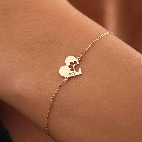 Pet Name Tattoo Ideas Cats, Small Gift Ideas For Best Friend, Charmed Bracelet, Dog Paw Bracelet, Paw Bracelet, Dog Christmas Gift, Paw Jewelry, Pretty Jewelry Necklaces, Bracelet Heart