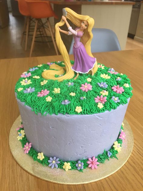 Rapunzel Birthday Cake Rapunzel Birthday Cake Cakes Pinterest Rapunzel Birthday Cake Birthday Cake Rapunzel, Rapunzel Torte, Rapunzel Birthday Cake, Bolo Rapunzel, Rapunzel Cake, Tangled Birthday Party, Resipi Kek, Rapunzel Birthday Party, Rapunzel Birthday