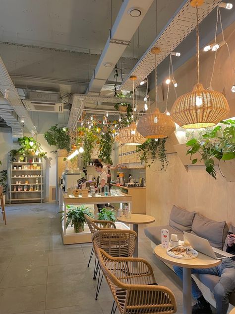 Bakery Design Interior, Coffee Shop Interior Design, Cozy Coffee Shop, Coffee Shop Ideas, Coffee Shop Aesthetic, Cafe Shop Design, Small Cafe, Coffee Shops Interior, Cozy Cafe