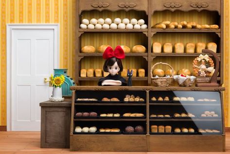 Kiki’s Delivery Service Figure Is On Its Way To Deliver To Your Place Accessories Stand, Doll Props, Licca Chan, Kiki Delivery, Kiki's Delivery Service, Cute Accessories, Ghibli Art, Cafe Shop, New Dolls