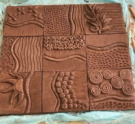 Textured Ceramic Tiles, Terracota Wall Art, Pottery Tiles Ideas, Pottery Wall Art, Ceramic Wall Art Tiles, Ceramic Tile Art, Pottery Tiles, Terracotta Wall Art, الفن الرقمي