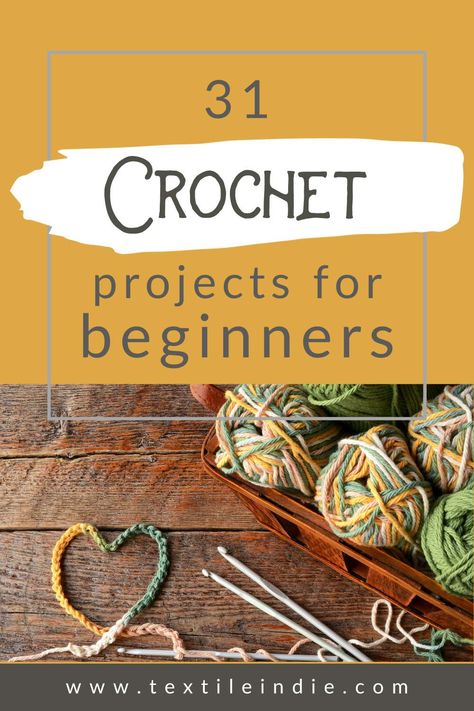 31 quick and easy crochet projects perfect for beginners. One project for every day of the month! Crochet Idea Beginner, Amiguri For Beginners, Crochet In A Day Projects, Very Easy Crochet For Beginners, Kids Crochet Projects Beginner, Beginner Single Stitch Crochet Projects, Simple Crochet Projects For Beginners Learning, Easy Crochet Projects Gifts, Crochet Kit For Beginners