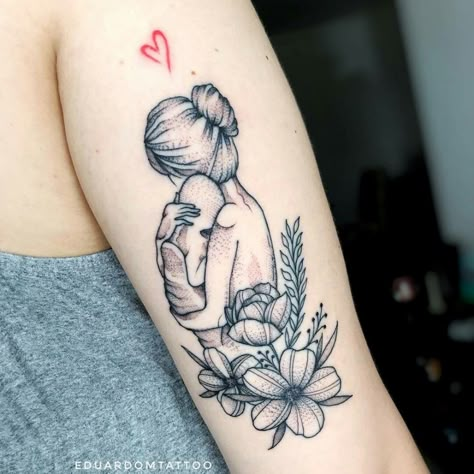 24 Cute Tattoos To Show The Unconditional Love Of Mom - DIY Morning Mama Tattoos, Mutterschaft Tattoos, Motherhood Tattoos, Baby Tattoo, Tattoos Matching, Mom Tattoo Designs, Mommy Tattoos, Mother Tattoos, Tattoo For Son