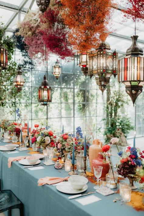 Lantern Wedding, Rustic Wedding Decorations, Top Wedding Trends, Moroccan Wedding, Wildflower Wedding, Long Table, Wedding Cake Designs, Wedding Mood, Wedding Themes