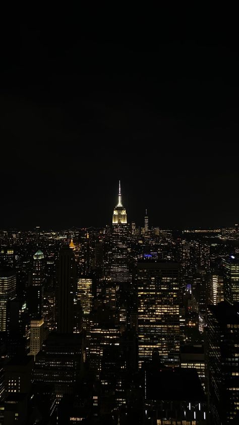 Ny Night Aesthetic, Nyc Aesthetic Wallpaper Night, New York Wallpaper Night, Nyc Night Wallpaper, Nyc Skyline Wallpaper, Night Mode Wallpaper, Nyc At Night Aesthetic, New York Night Aesthetic, New York Skyline Night