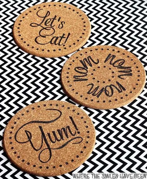 Create Stunning Designs on Cork Trivets with Wood Burning Ikea Cork, Cork Trivets, Diy Projects That Sell Well, Easy Ikea Hacks, Cork Trivet, Upcycling Design, Wood Burning Projects, Easy Diy Hacks, Easy Ikea Hack