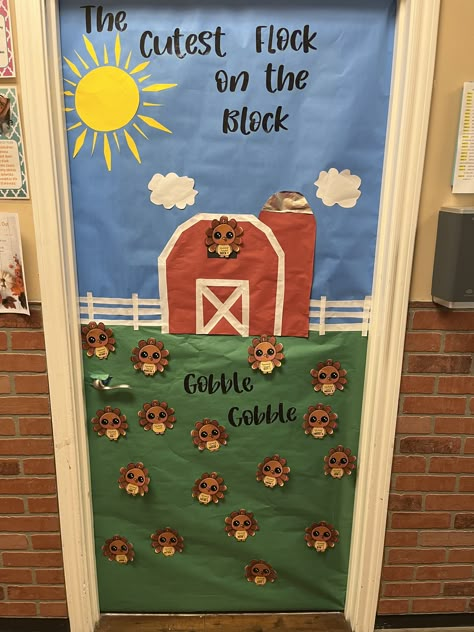 Fall Door Art Classroom, Ffa Door Decorations, Thanksgiving Themed Classroom Door, Fall Infant Room Decorations, Thanksgiving Door Ideas For Preschool, November Daycare Door Ideas, Thanksgiving Daycare Door, Fall Classroom Themes Preschool, Thanksgiving Toddler Door Ideas