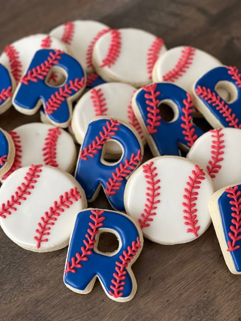 Baseball First Birthday Food, Baseball Party Treats, Baseball Theme Birthday Cake, Baseball Themed Cookies, Baseball Kids Party, 2nd Baseball Birthday Party, Baseball 1st Birthday Party Boys, Baseball Bday Cake, Rookie Year First Birthday Cookies