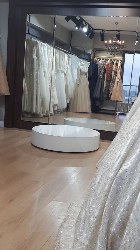 Wedding Dress Shop Aesthetic, Gelin Fake Story, Gelinlik Fake Story, Beautiful Summer Wallpaper, Pretty Phone Cases, Foto Baby, Cute Couple Wallpaper, Dress Stand