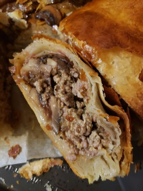 Ground Beef Wellington | Nik Snacks - Nik Snacks Beef Wellington Dinner, Using Puff Pastry Sheets, Meatloaf Wellington, Aussie Meat Pie, Franks Recipes, Ground Beef Wellington, Phyllo Recipes, Wellington Recipe, Beef Wraps