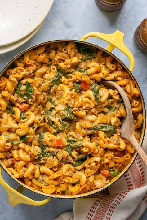 Give the classic childhood favorite an upgrade with this Healthy Hamburger Helper recipe. Loaded with veggies, spices, and cheese, this nutrient-packed recipe is one that the entire family will love. Homemade Healthy Hamburger Helper, Hamburger Helper Homemade Healthy, Healthy One Pot Meals Clean Eating, Hamburger Helper With Veggies, Healthy Hamburger Helper Recipes, Healthier Hamburger Helper, Healthy Hamburger Helper, Dinner Schedule, Hamburger Helper Recipe