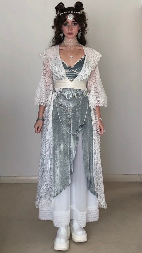 Ethereal Clothing Aesthetic, Moon Clothing Aesthetic, Cloud Inspired Outfits, Sun Moon Clothes, Mystical Clothing, Fantasy Fashion Aesthetic, Ice Fairy Outfit, Angelic Fashion, Ethereal Outfit Aesthetic