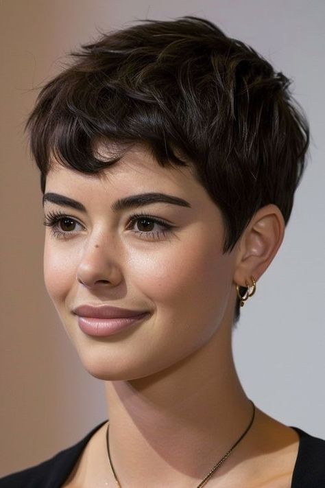 Audrey Tautou Hair Pixie, Short Brown Pixie Cut, Pixie Cut Thinning Hair, Short Pixie Fine Hair, Shag Pixie Cut Fine Hair, Pixie Cut Hair Color Ideas, Short Bangs Pixie, Short Hairstyle Layered, Short Queer Hair