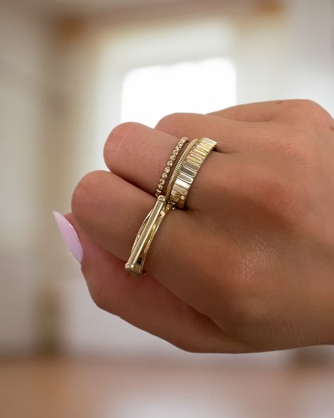 Solid gold band