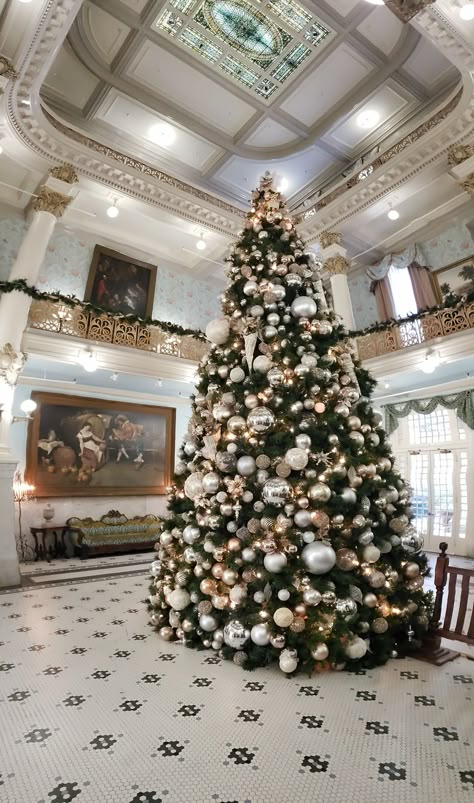 Bert Karmels ~ BackRoads of Texas - I know I know... it's a week and some days late... but did anyone post The Menger Hotel's (next door the the Alamo) Christmas tree to this page? — at The Menger Hotel - San Antonio. Rich Christmas Tree, Grand Christmas Tree, Big Christmas Tree Ideas, Tall Christmas Tree Living Rooms, Christmas Tree Urn, Tall Christmas Tree, Giant Christmas Tree, Hotel Christmas Tree, Hotel Christmas