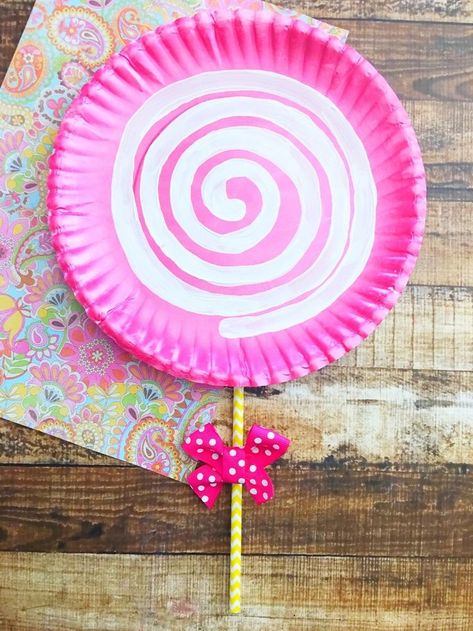 Pink Day Decoration Ideas In School, Charlie And The Chocolate Factory Crafts, Lollipop Craft, Uses For Mason Jars, Pink Lollipop, Pink Crafts, Kindergarten Centers, Candy Theme, Pink Day