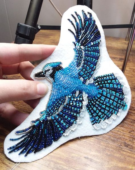 The Indigenous Bead Life | Nfs. This bluejay is ready for its finishing | Facebook Beads Animals Patterns, Indigenous Beading Patterns, Native American Beading Tutorial, Indigenous Embroidery, Metis Beadwork Patterns, Regalia Beadwork, Beaded Bottles, Indigenous Beading, Beaded Dreamcatcher