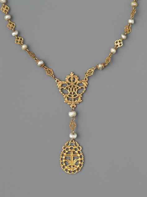 Philippine Jewelry, 1800s Fashion, Art Necklaces, Filigree Jewelry, Magical Jewelry, Jewelry Business, Indian Jewellery, Historical Fashion, Metropolitan Museum Of Art