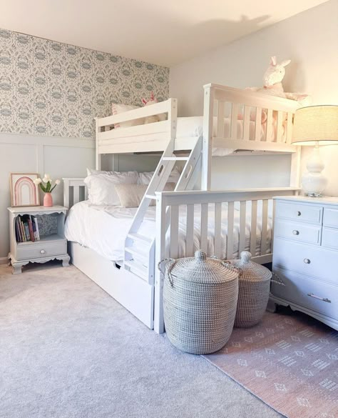 30 Bunk Bed Ideas to Maximize Space and Style in Your Small Bedroom - placeideal.com Shared Girls Bedroom With Bunk Beds, Double And Single Bunk Beds, Small Girls Shared Bedroom, Bunk Bed Room Layouts, Bunk Beds For Girls Room Teenagers, Bunk Bedroom Ideas, Girls Bedroom Ideas Bunk Beds, Girls Bunkbed Bedroom Ideas, Small Bedroom Bunk Bed Ideas